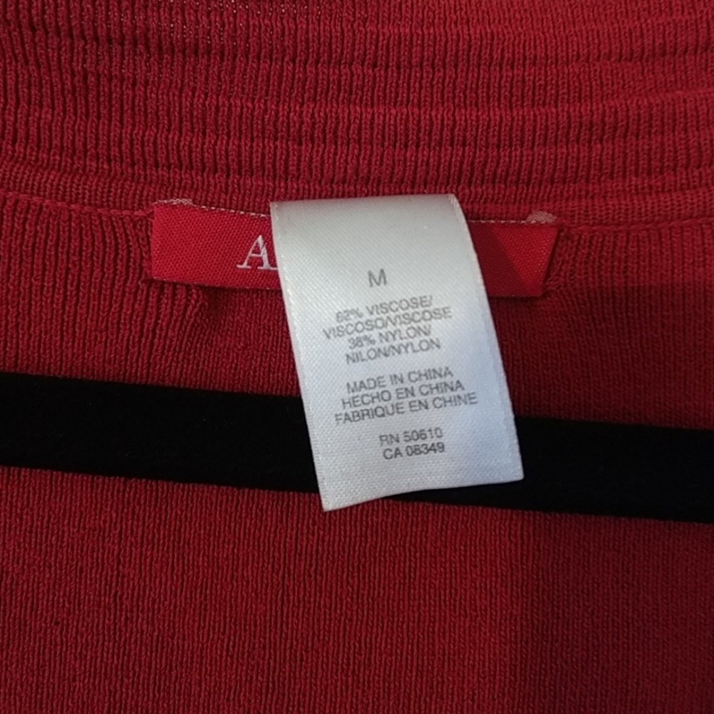 Red layering shell - Picture 2 of 3